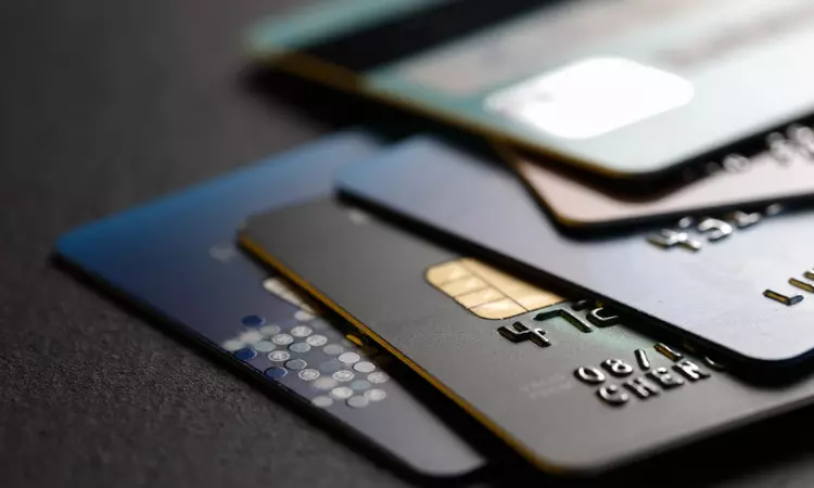 Kreditne kartice brez letne provizije, preverite