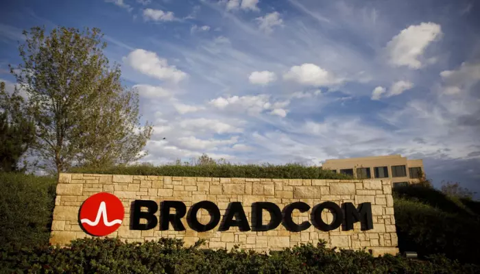 Broadcom announces plans to buy VMware for $61 billion
